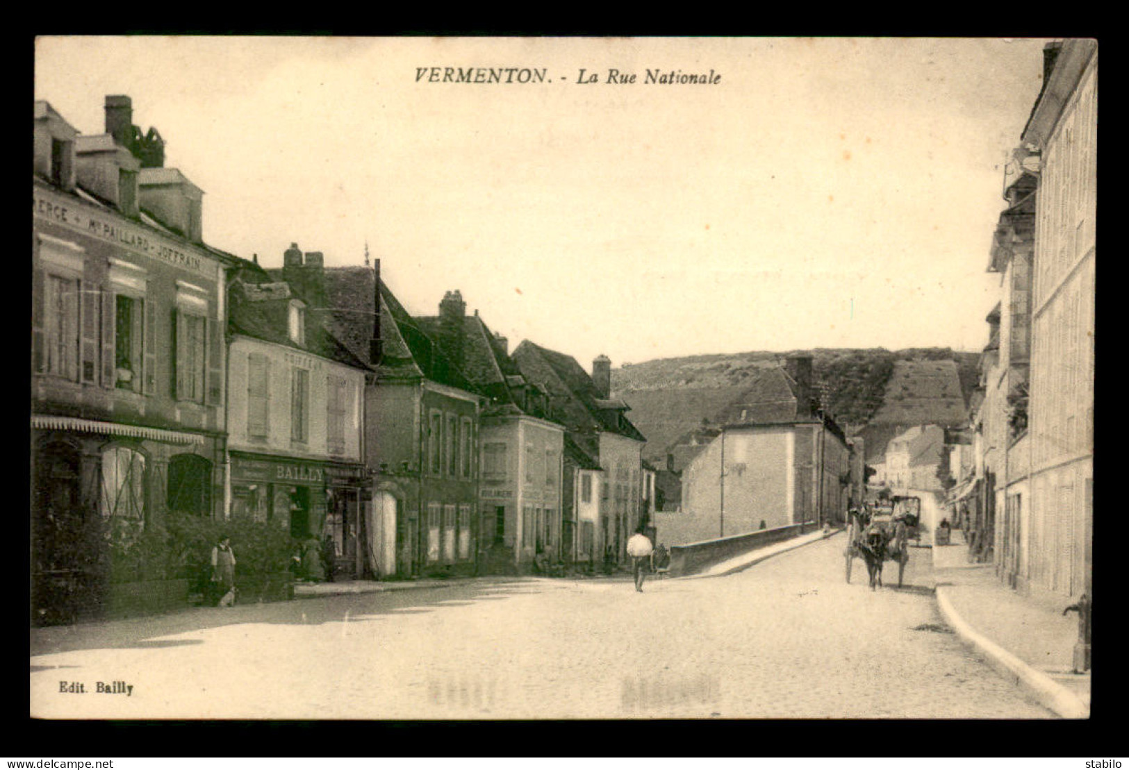 89 - VERMENTON - LA RUE NATIONALE - Vermenton