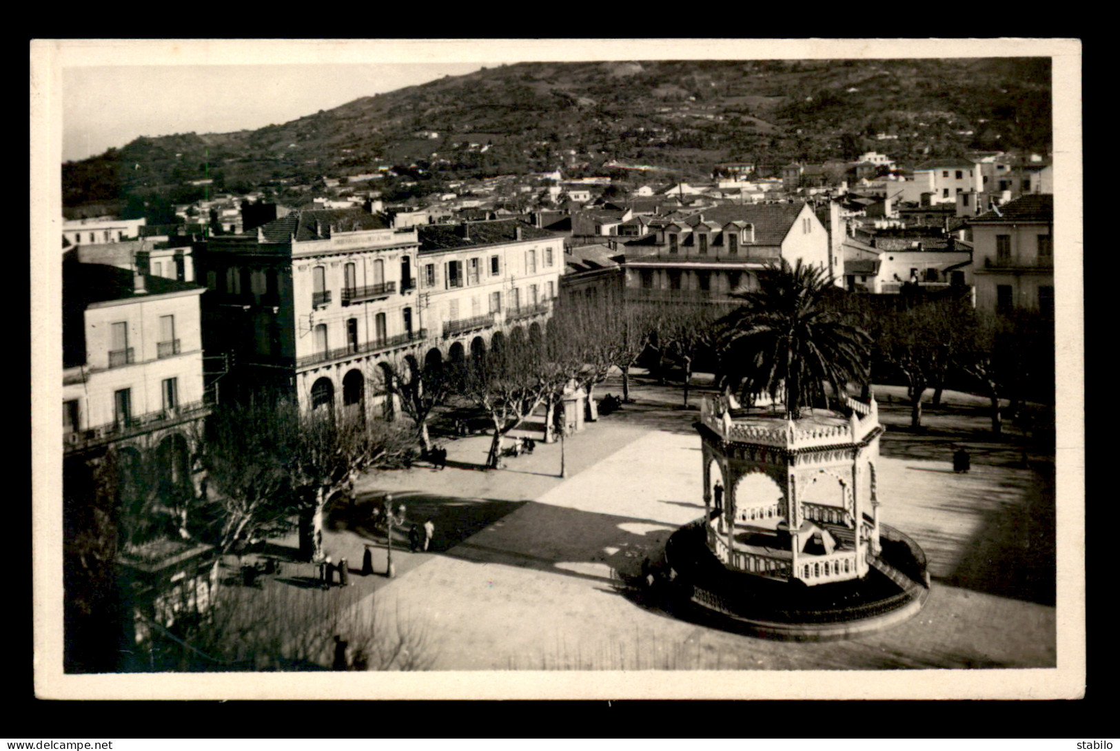 ALGERIE - BLIDA - PLACE GEORGES CLEMENCEAU - Blida