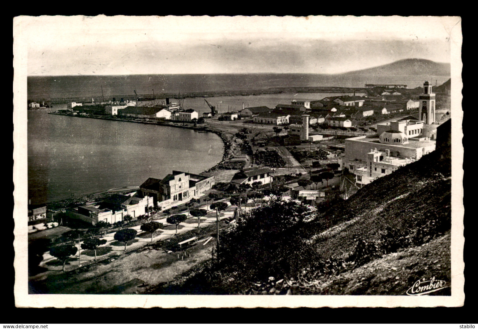 ALGERIE - PHILIPPEVILLE - VUE DU PORT - Skikda (Philippeville)