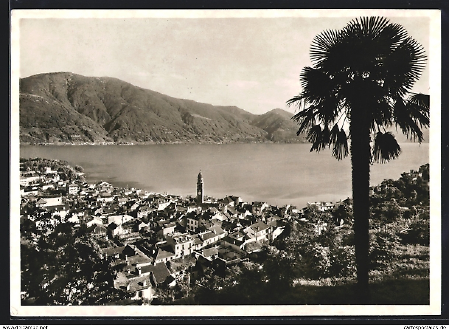 AK Ascona, Blick Auf Die Stadt Und Den Lago Maggiore  - Ascona