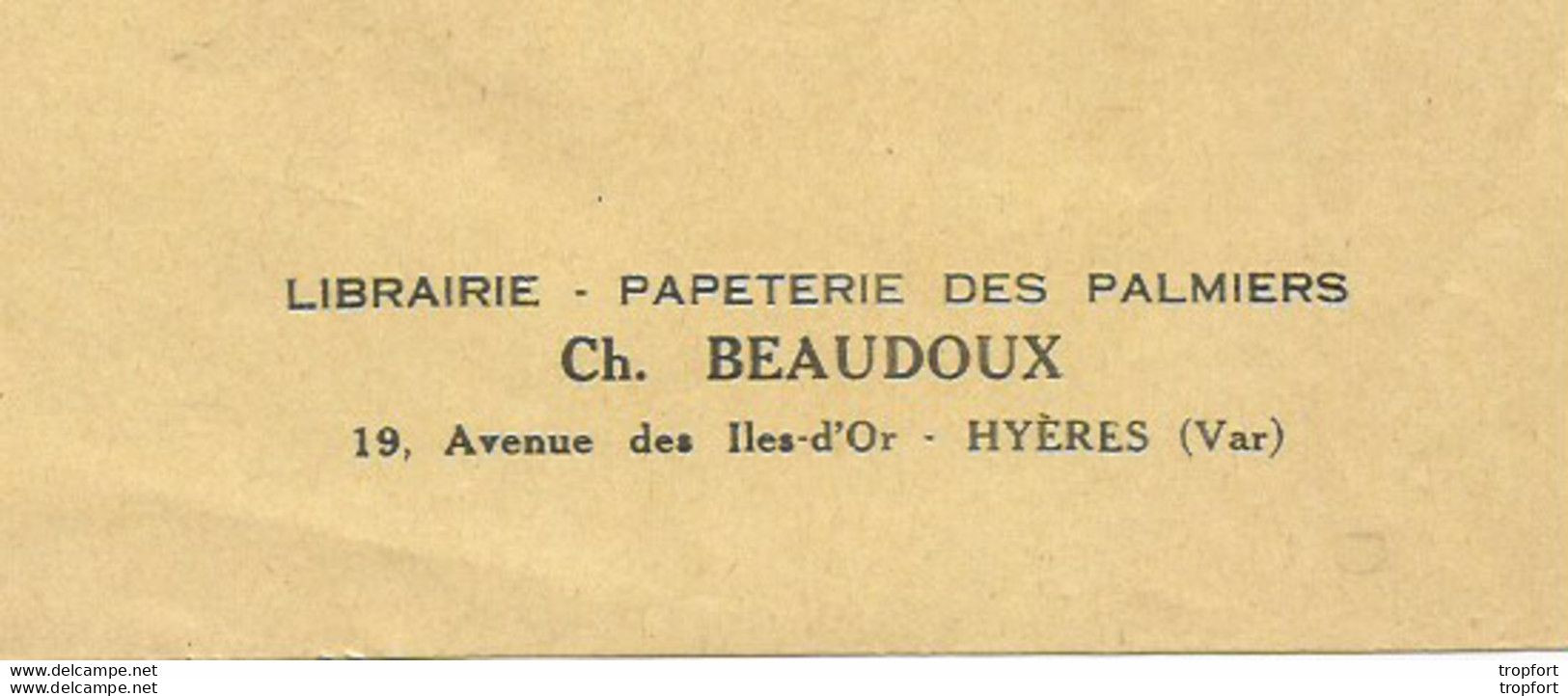 RU Cpa Protège Cahier Couverture THEME FOOTBALL Librairie HYERES (Var) Papeterie Des Palmiers - Omslagen Van Boeken