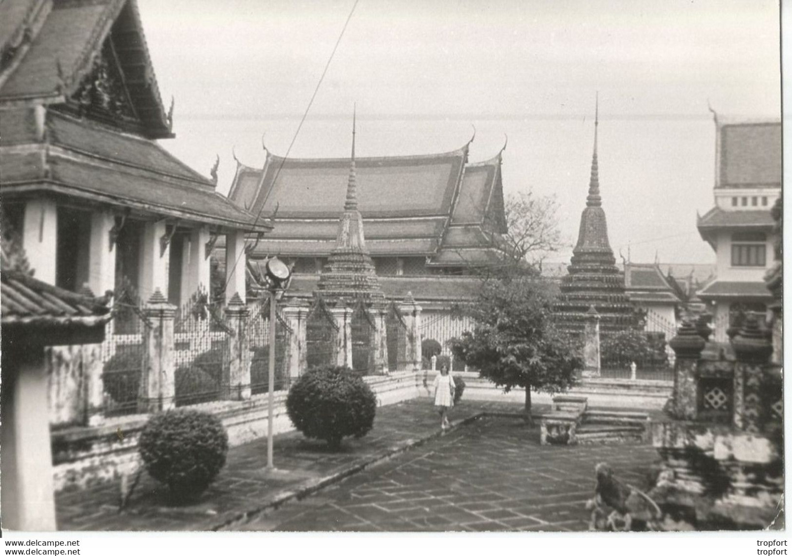 TD / Old Photo Siam Temple Bangkok / Photo ARGENTIQUE  ORIGINALE TEMPLE BANGKOK Thaïlande Siam ASIE 20 X 13 CM - Asie