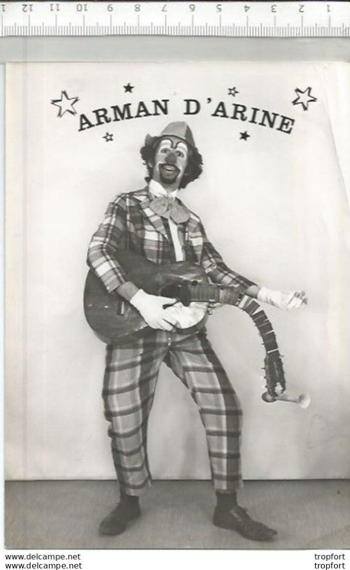 CF / Vintage Old Circus Photo // Carte Photo Cirque Attraction // Clown Musical ARMAN D'ARINE - Autres & Non Classés