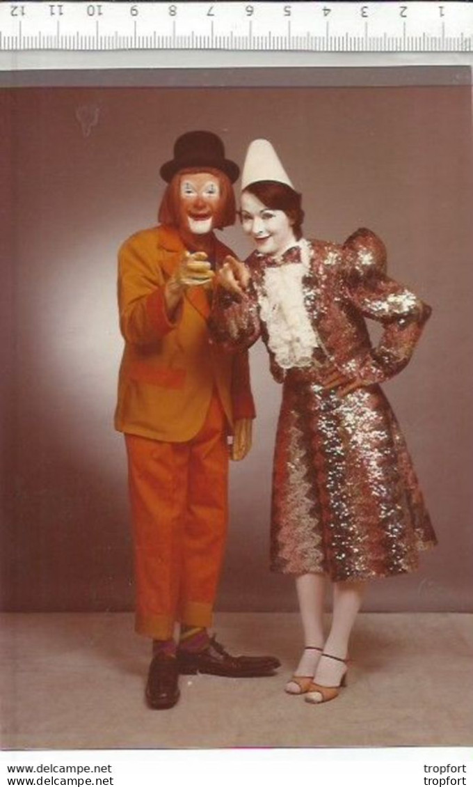 CF / Vintage Old Circus Photo // Carte Photo Ancienne Cirque Attraction // Clown PAPINI Couple - Andere & Zonder Classificatie