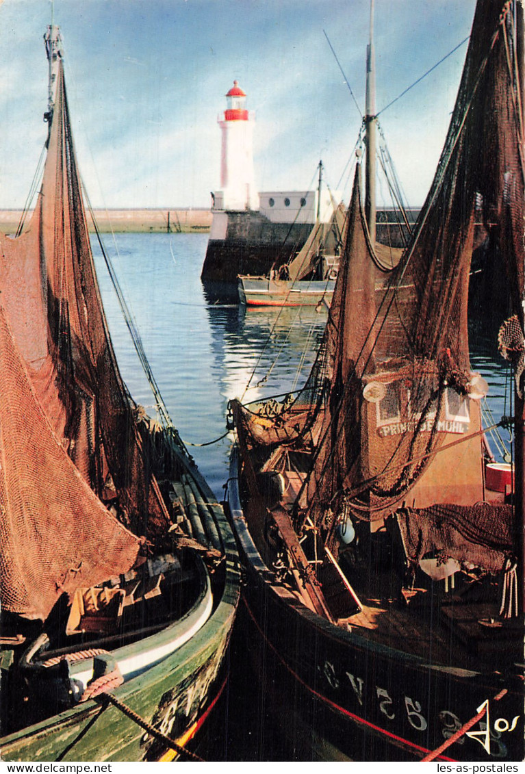 29 GUILVINEC BATEAUX DANS LE PORT DE PECHE  - Guilvinec