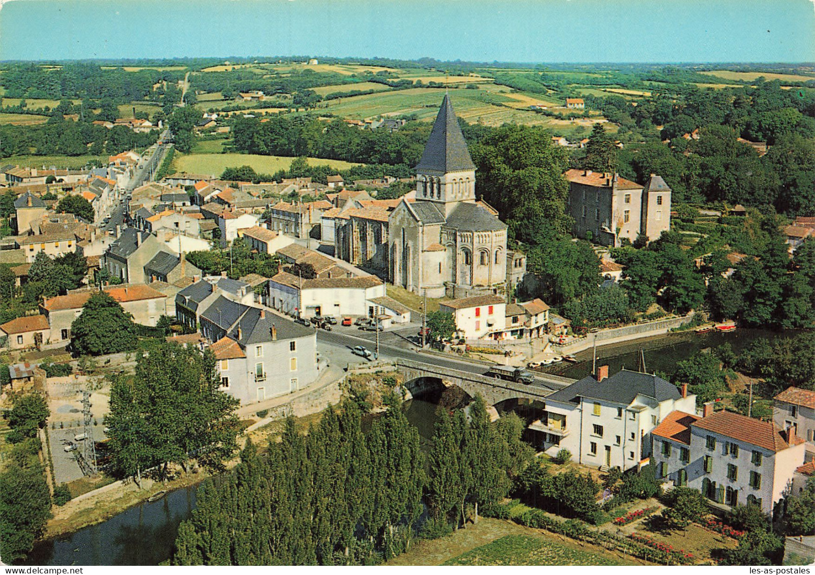 85 MAREUIL SUR LAY ROUTE DE LA ROCHE SUR YON - Mareuil Sur Lay Dissais