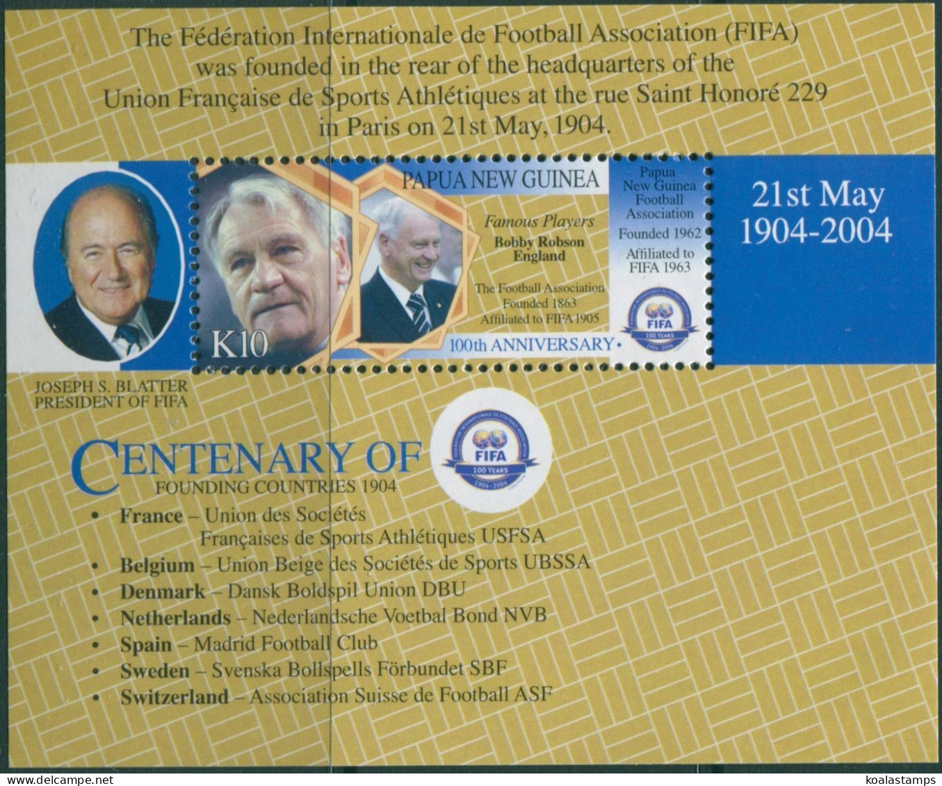 Papua New Guinea 2004 SG1043 FIFA Football Bobby Robson MS MNH - Papua-Neuguinea