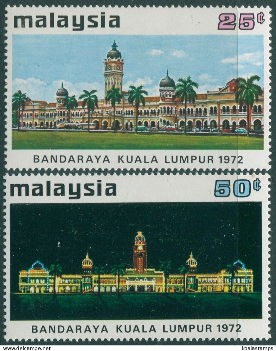 Malaysia 1972 SG98-99 Kuala Lumpur City Hall Set MLH - Maleisië (1964-...)