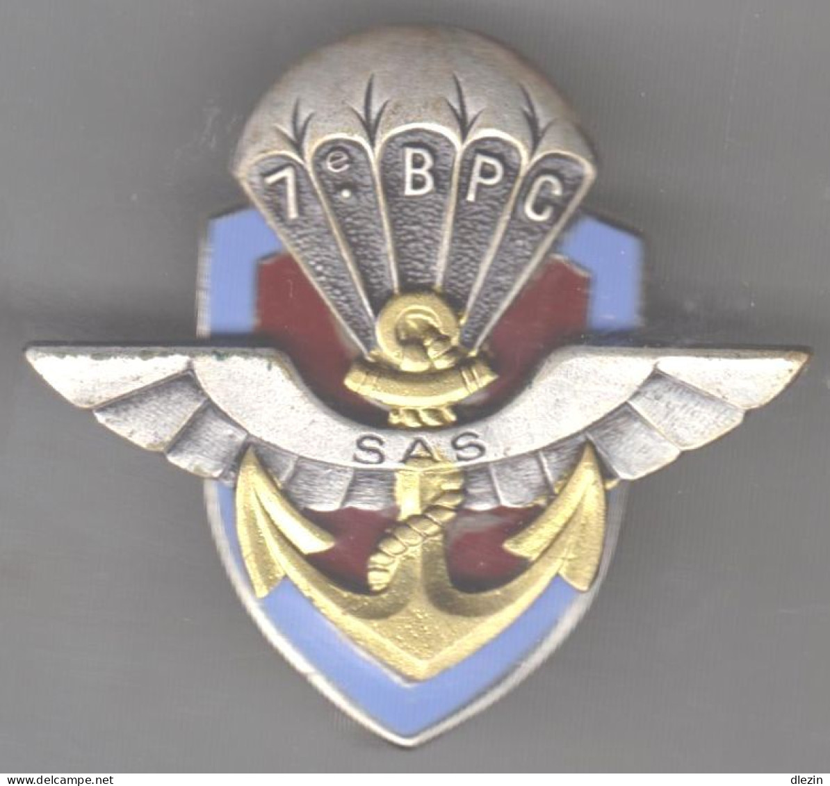 7° BPC. 7° Bataillon De Parachutistes Coloniaux. émail Grand Feu. Drago.772. 1 Boléro à Rebord Ourlé. - Esercito