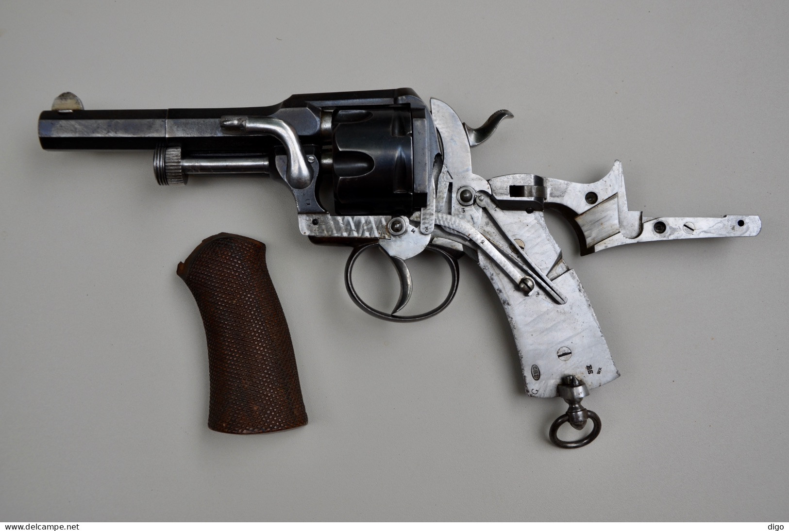 revolver d'officier Fagnus Maquaire calibre 11mm73 état quasi neuf catégorie D