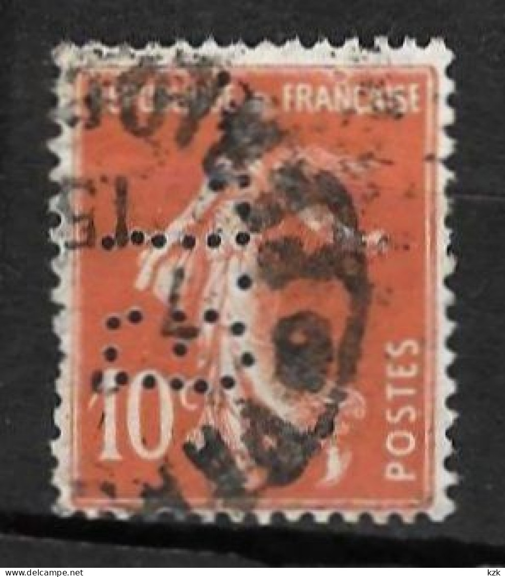 820	N°	138	Perforé	-	GL 82	-	GALERIES LAFAYETTE - Used Stamps