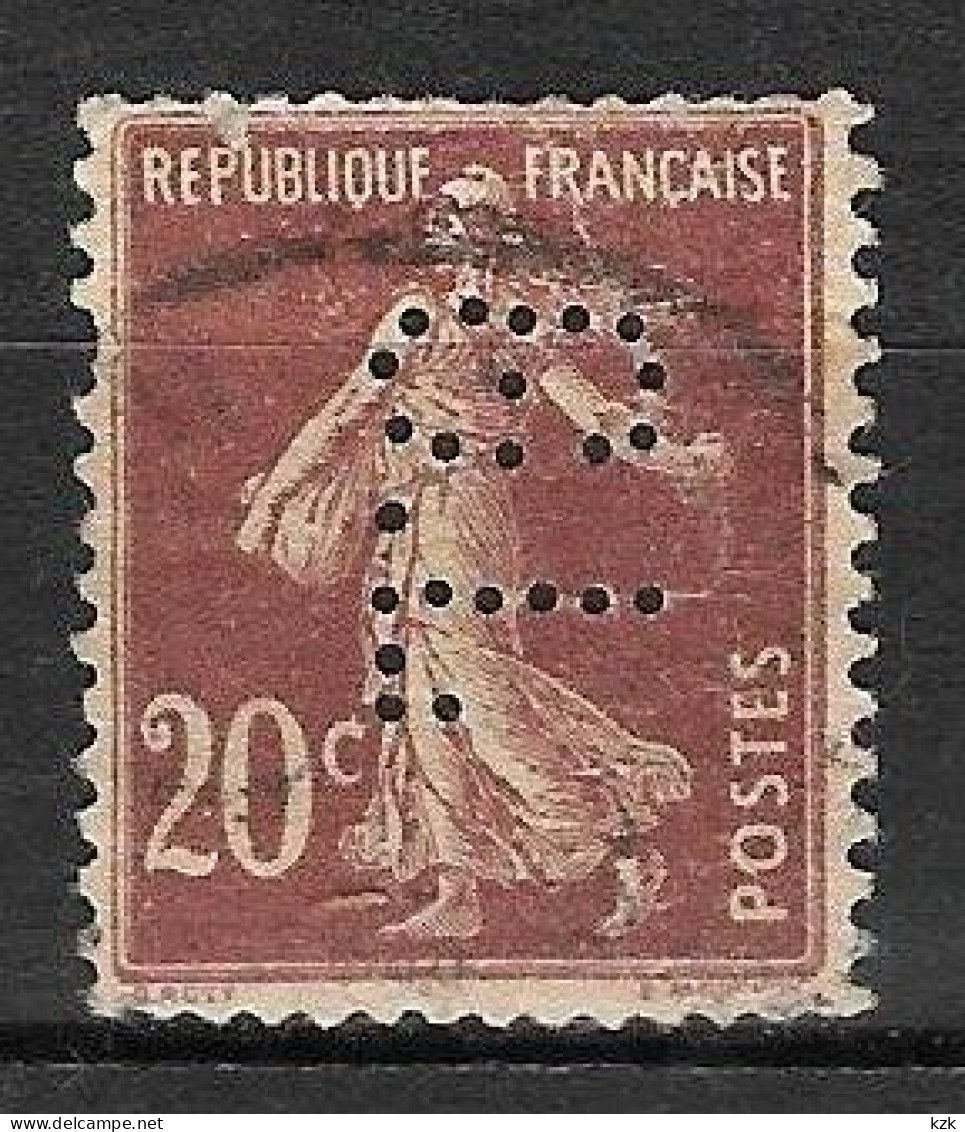 821	N°	139	Perforé	-	GL 82	-	GALERIES LAFAYETTE - Used Stamps