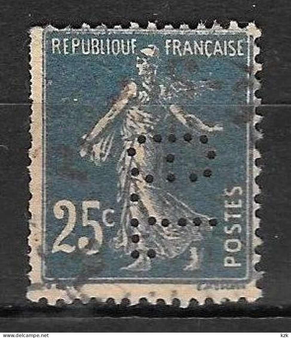 822	N°	140	Perforé	-	GL 82	-	GALERIES LAFAYETTE - Used Stamps