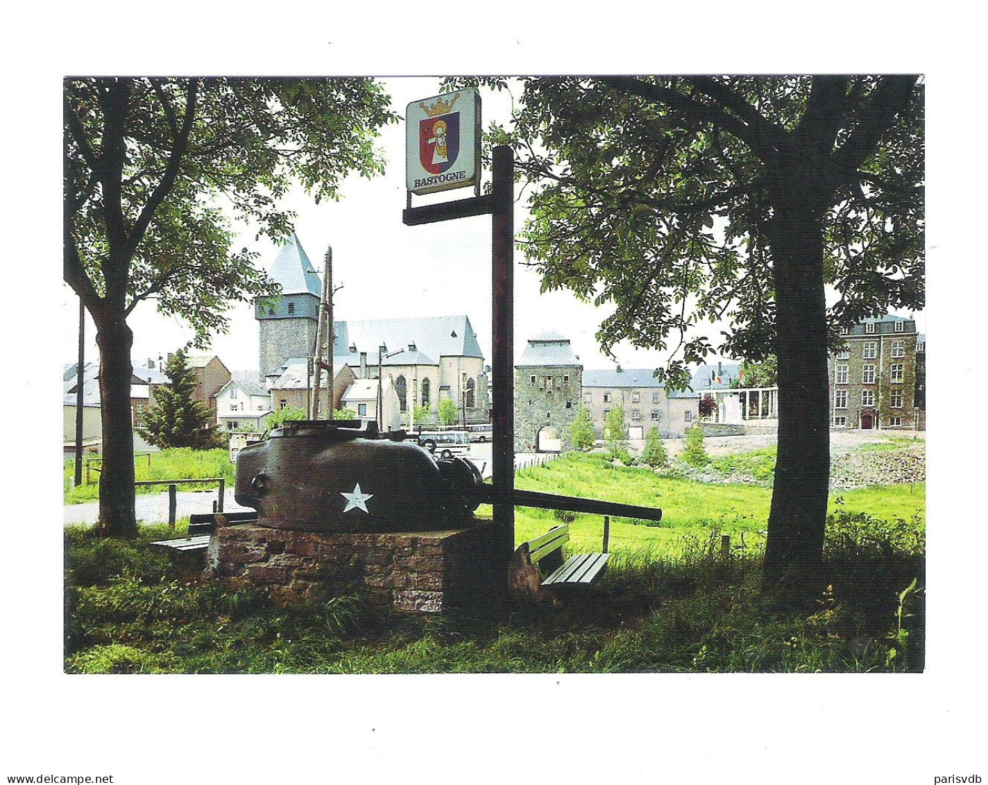 BASTOGNE - EGLISE ST. PIERRE XIIe ET PORTE DE TREVES  - NELS  (12.663) - Bastogne