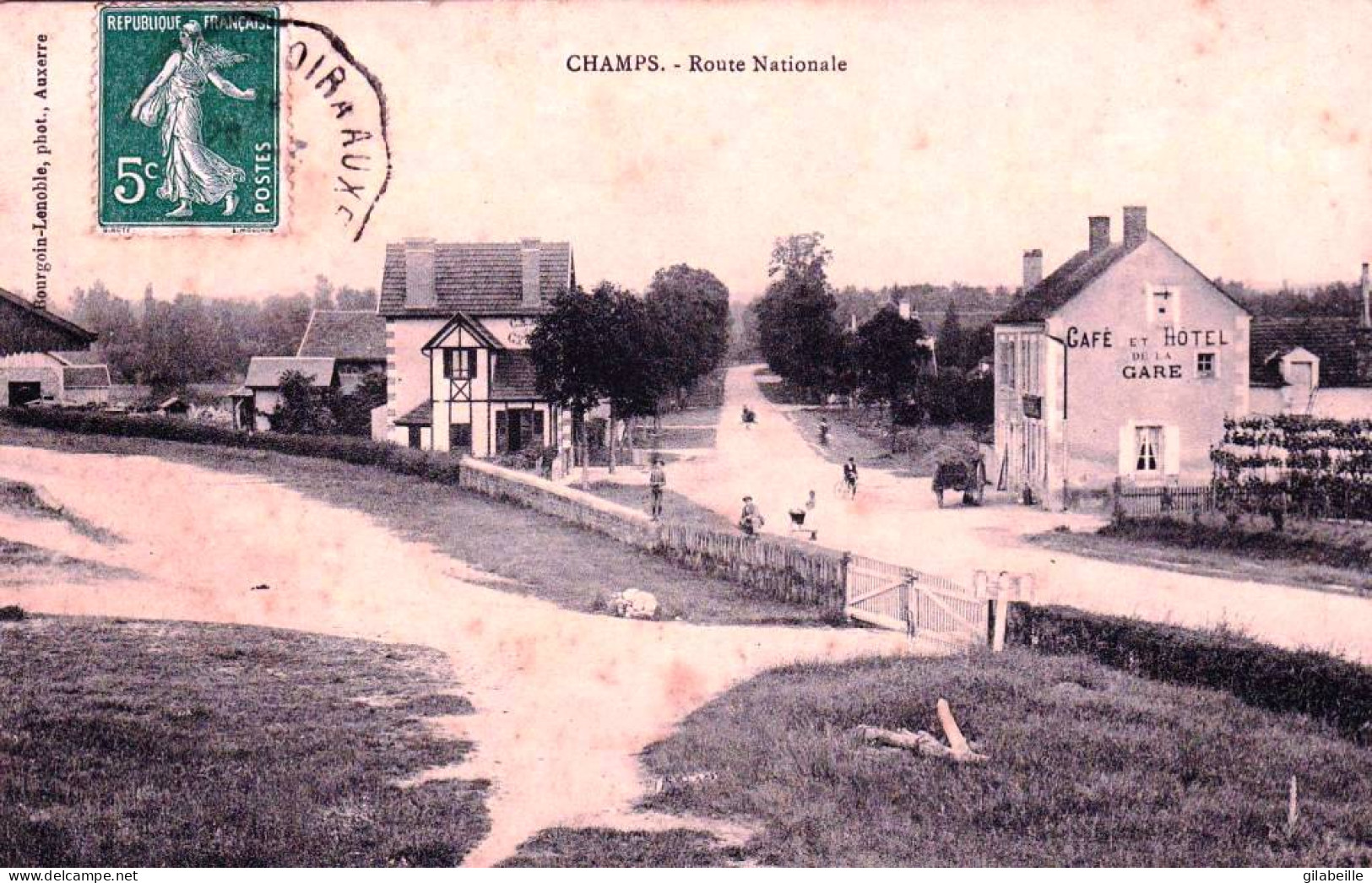 89 - Yonne - CHAMPS Sur YONNE - Route Nationale - Café Hotel De La Gare - Champs Sur Yonne