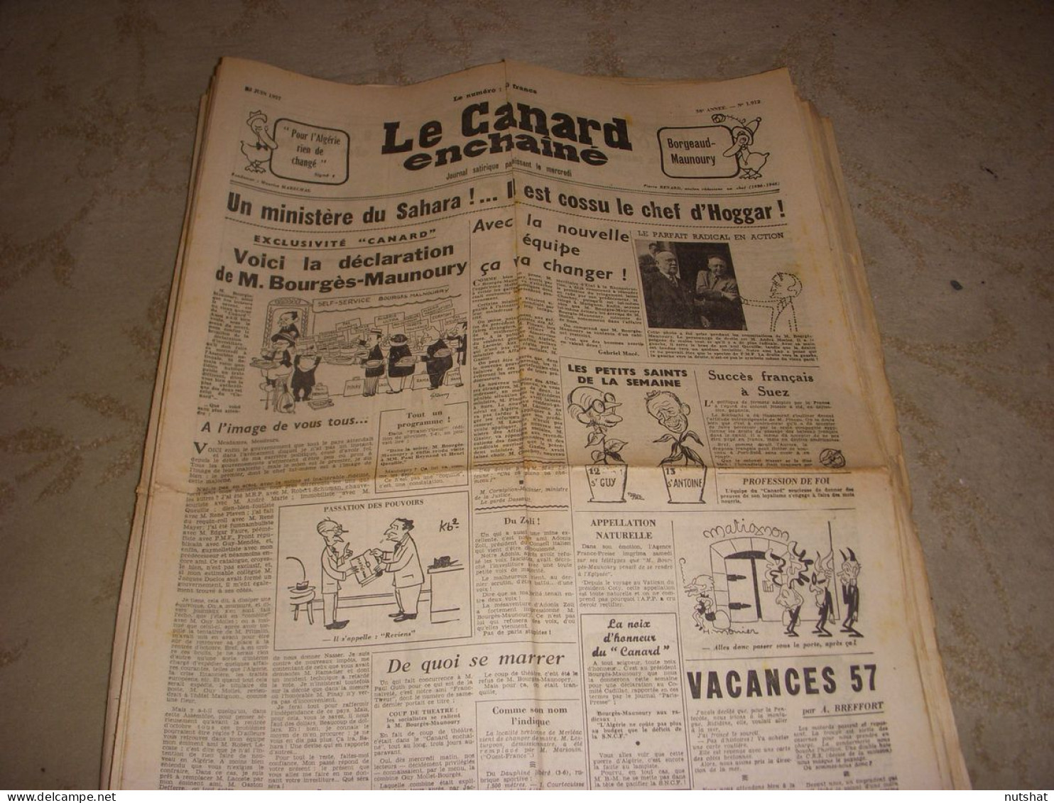 CANARD ENCHAINE 1912 12.06.1957 Jean NOHAIN L'AVOCAT Henry TORRES Arthur MILLER - Politique