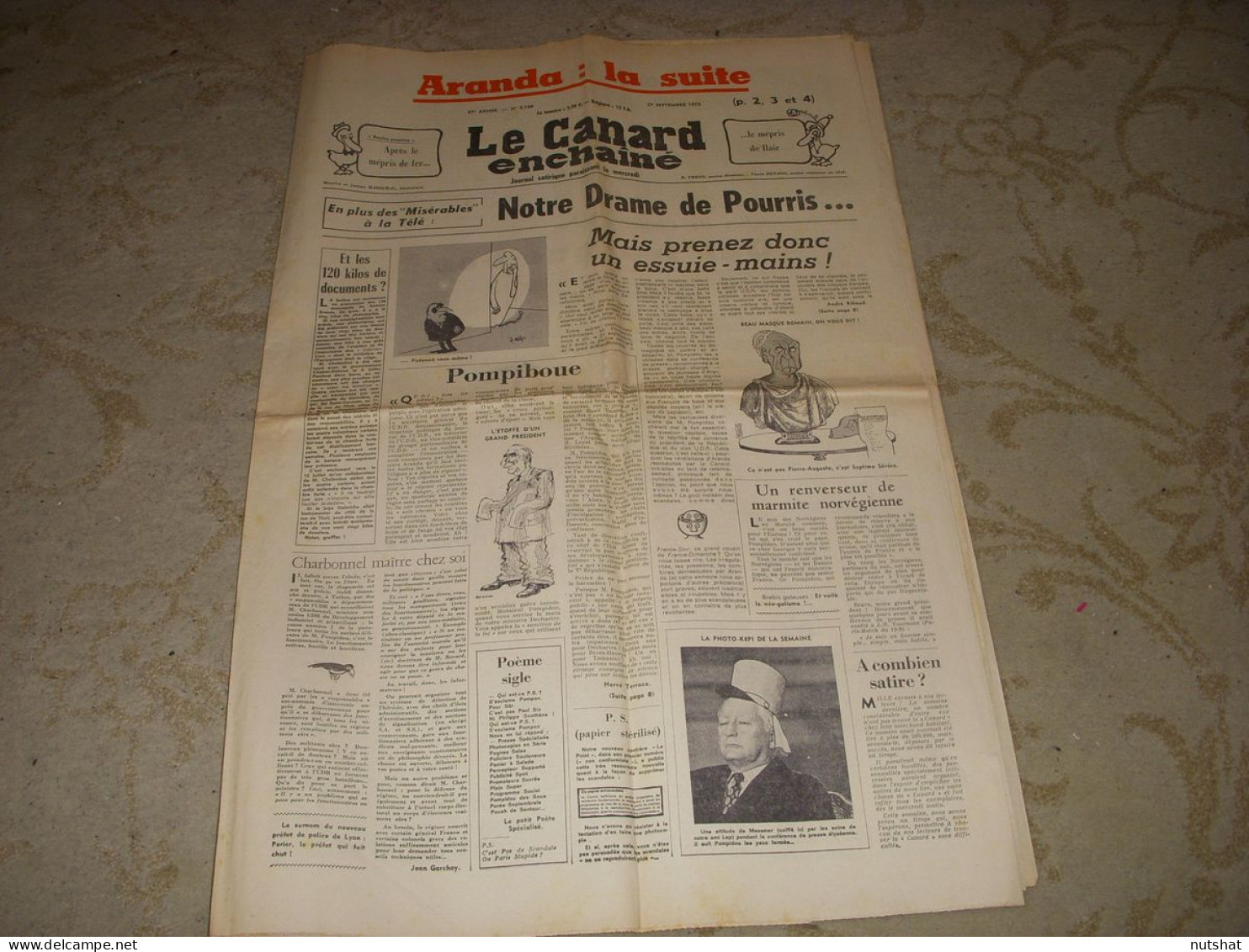 CANARD ENCHAINE 2709 27.09.1972 MORT De MONTHERLANT Gilles CARLE G. CONCHON - Politics