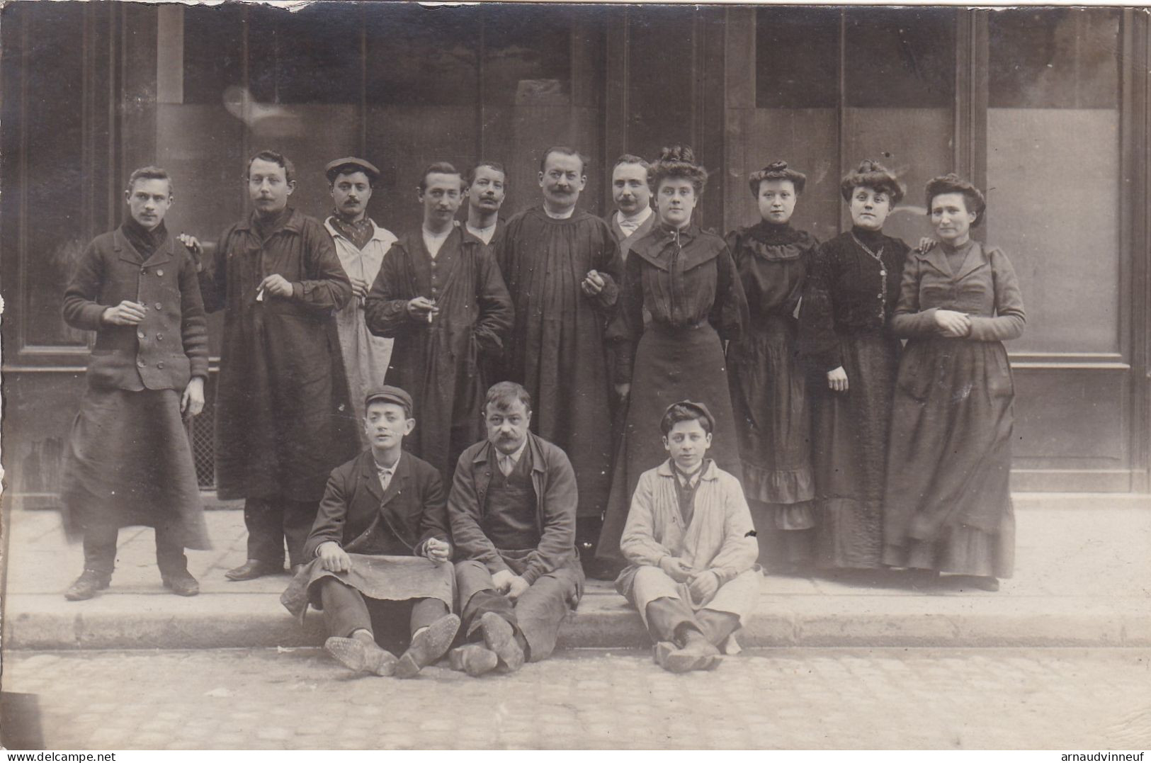 CARTE PHOTO GROUPES DE FEMMES ET D HOMMES - Zu Identifizieren