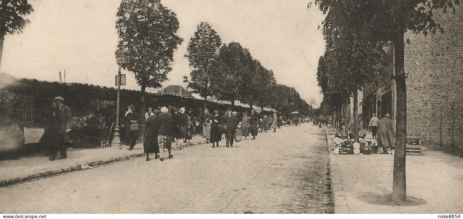 A161  CPA  ROSNY Sous  BOIS (Seine Saint Denis) Avenue Jean-Jaurès Et Le Marché   ++++++ - Rosny Sous Bois