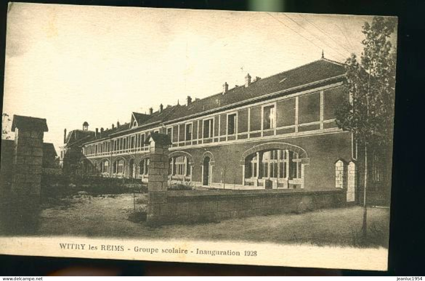 VITRY LE FRANCOIS GROUPE SCOLAIRE        (    Mes Cartes Ne Sont Pas Jaunies ) - Vitry-le-François