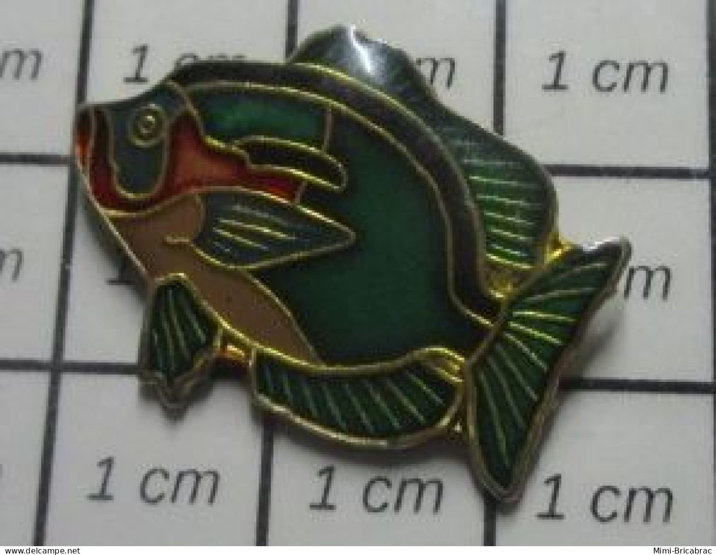 511A Pin's Pins / Beau Et Rare : ANIMAUX / POISSON EXOTIQUE NOIR VERT - Dieren