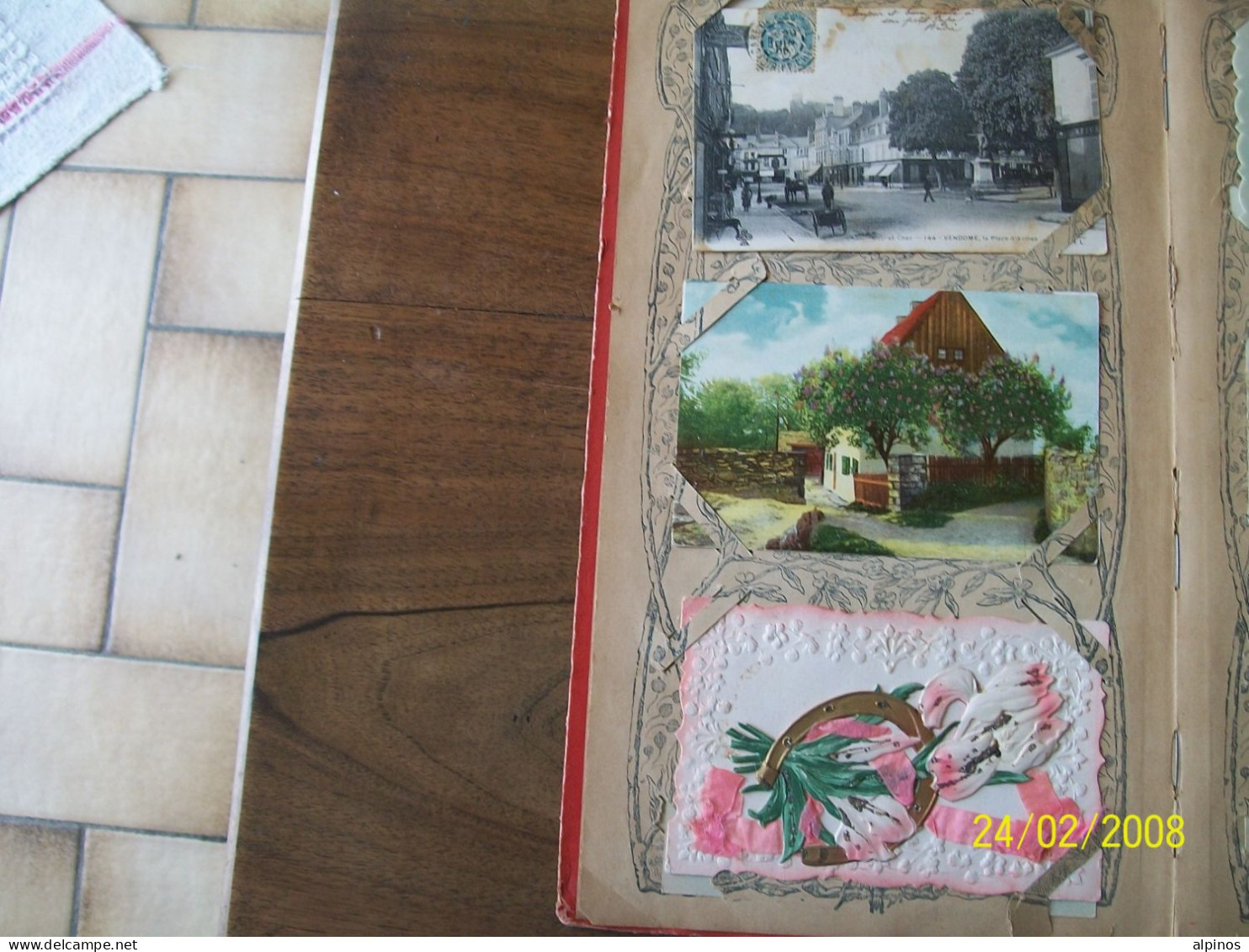 bel album de cartes postales anciennes