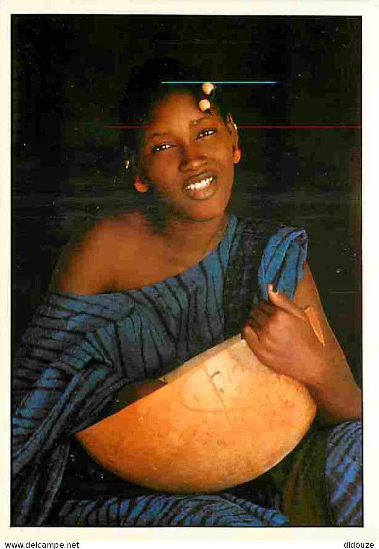 Afrique - Femme Africaine - CPM - Voir Scans Recto-Verso - Ohne Zuordnung