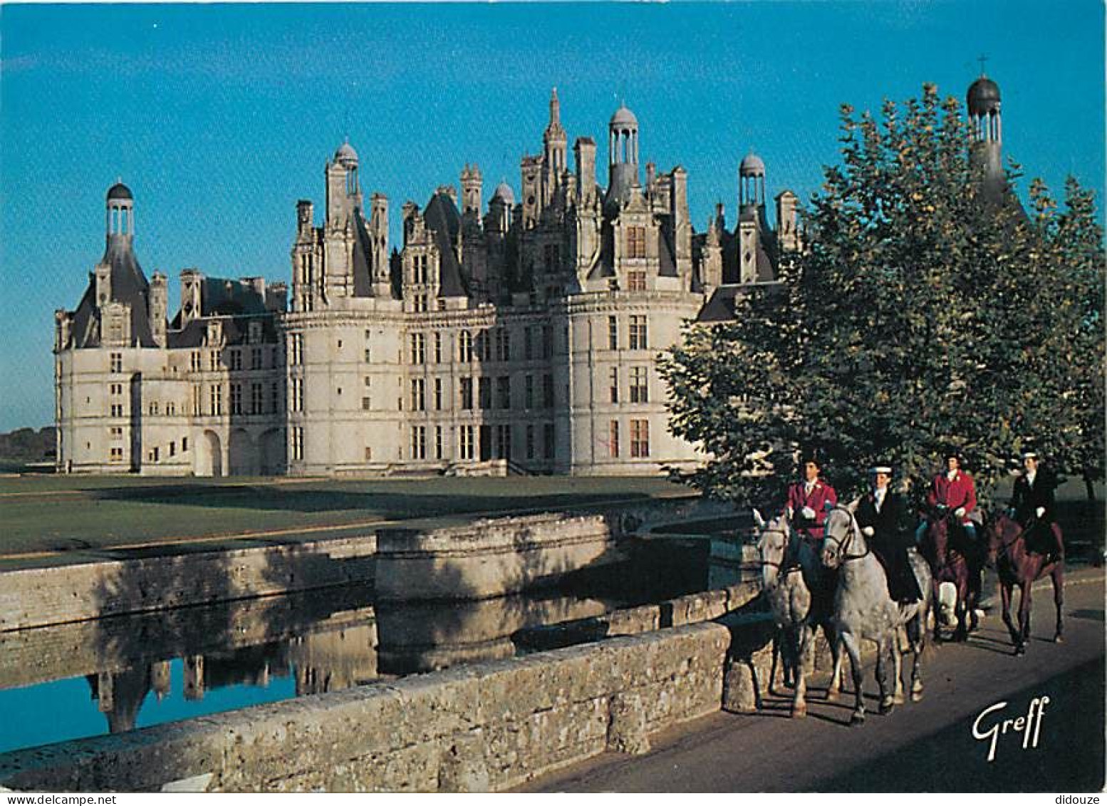 Animaux - Chevaux - Château De Chambord - Promenade équestre - CPM - Voir Scans Recto-Verso - Chevaux