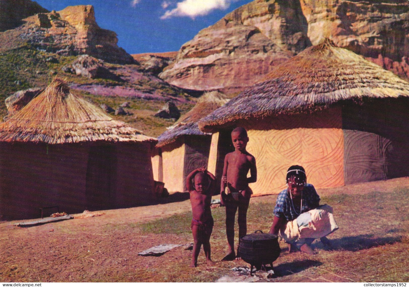 STOKING THE FIRE IN BASUTO KRAAL, HUT, ARCHITECTURE, CHILDREN, SOUTH AFRICA, POSTCARD - South Africa