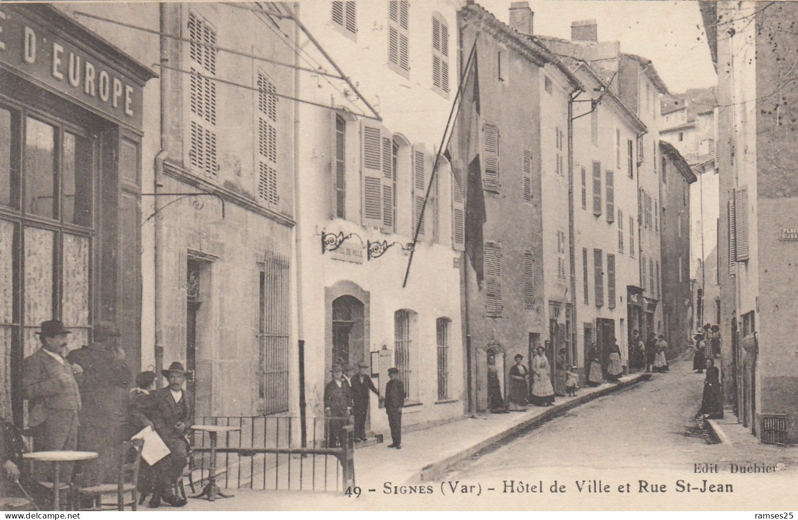 (261) CPA  Signes  Hôtel De Ville  Et Rue St Jean - Signes