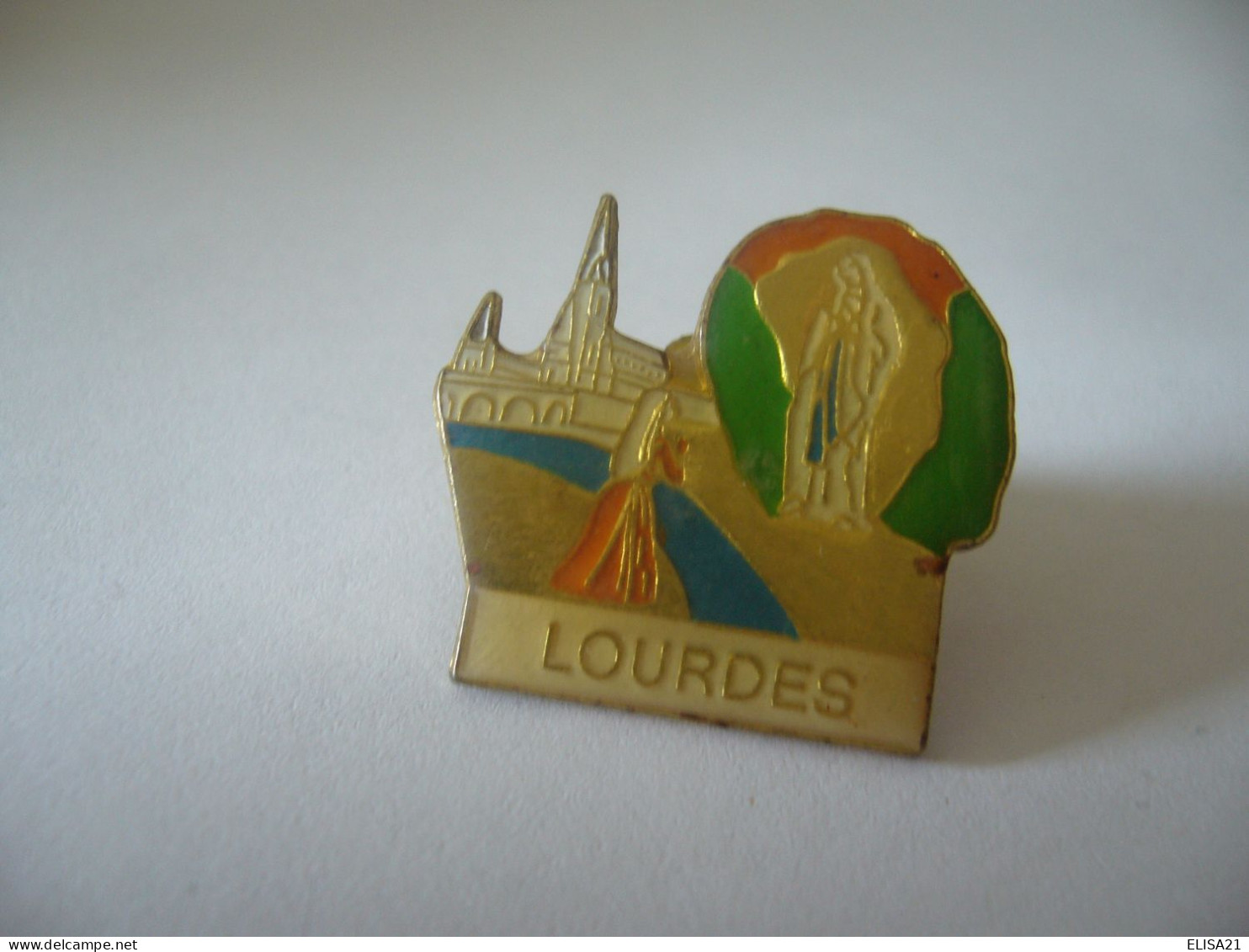 PIN'S PINS PIN PIN’s ピンバッジ  LOURDES - Città