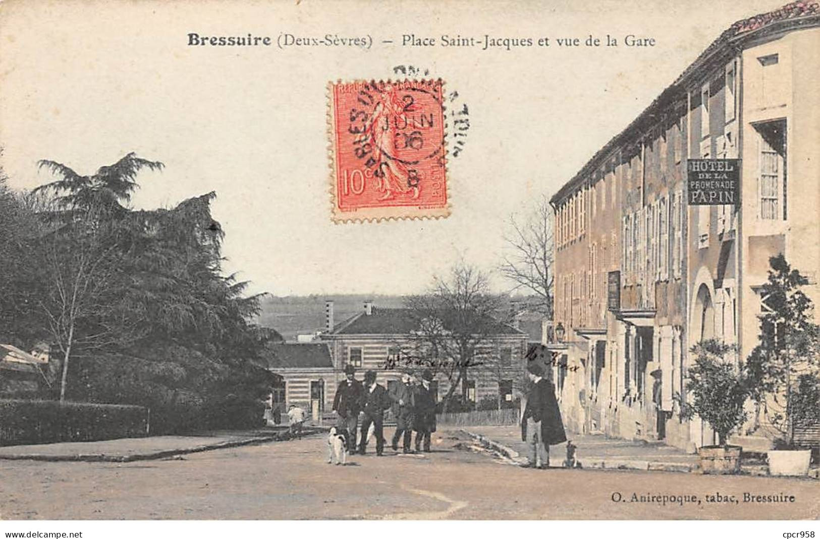 79 - BRESSUIRE - SAN27459 - Place Saint Jacques Et Vue De La Gare - Bressuire