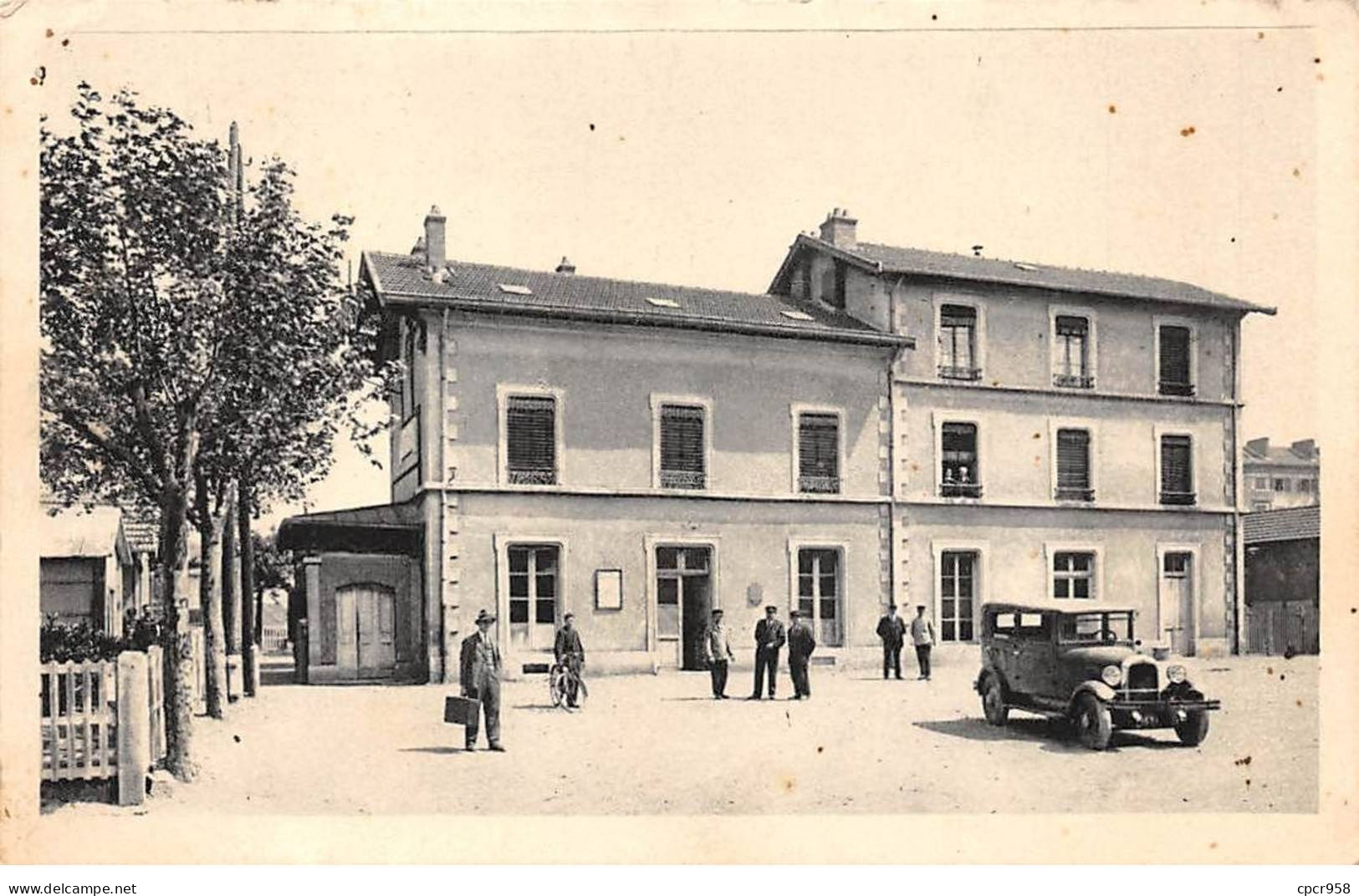 69 - Vénissieux - SAN22014 - La Gare - Vénissieux