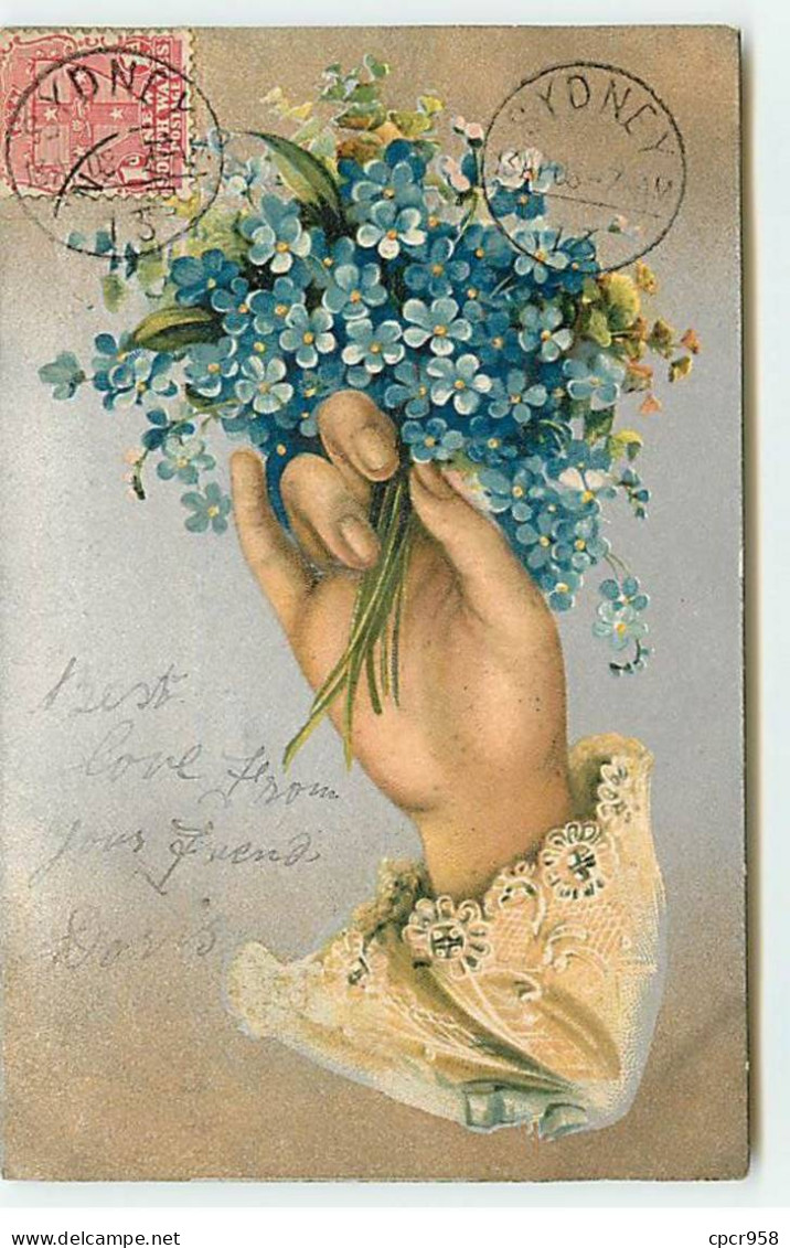 Australie - N°79797 - SYDNEY - Main D'une Femme Tenant Un Bouquet De Myosotis - Carte Avec Un Bel Affranchissement - Sydney