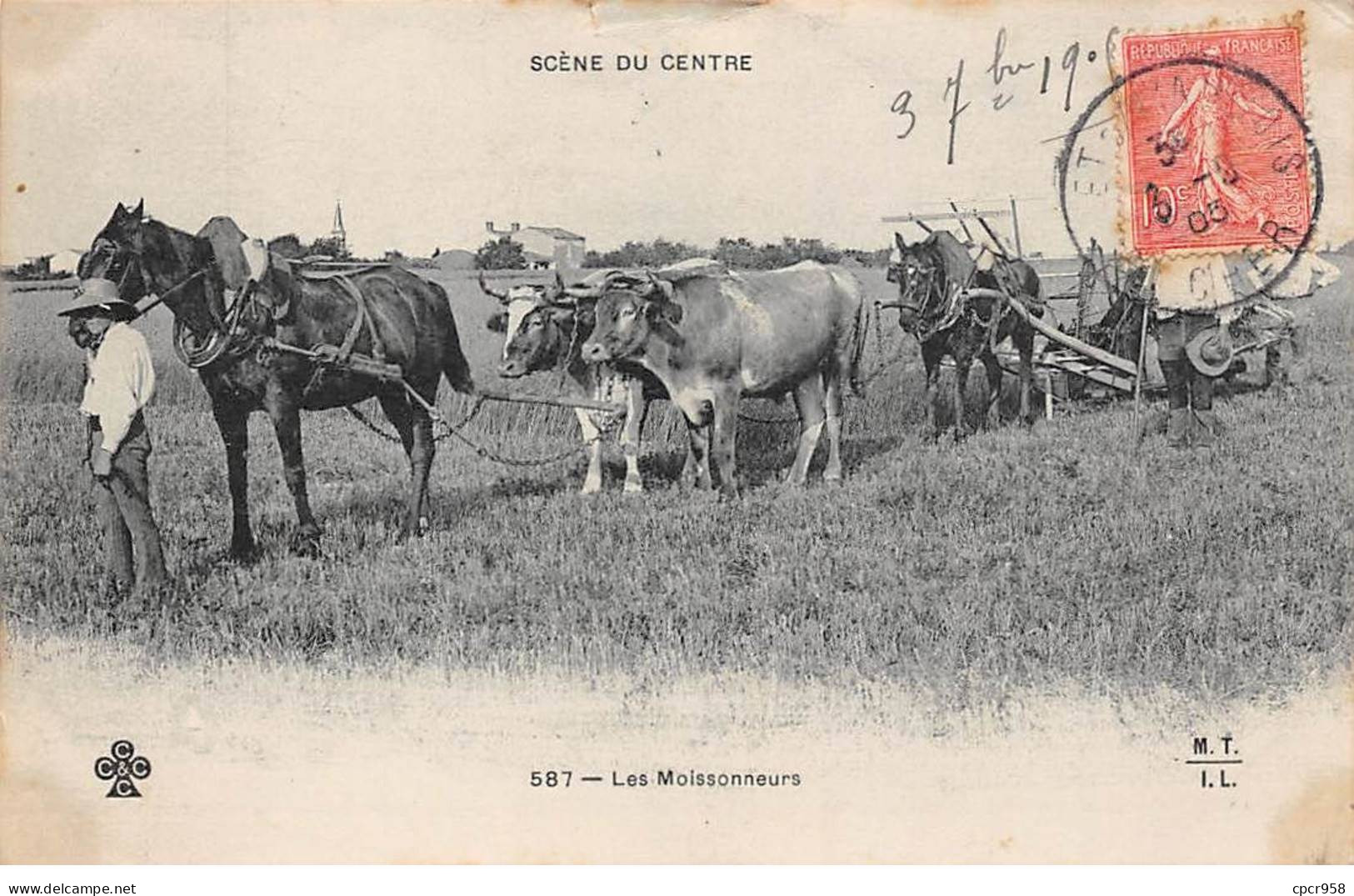 Agriculture - N°80622 - Scène Du Centre - Les Moissonneurs - Boeufs, Et Chevaux - Cultivation