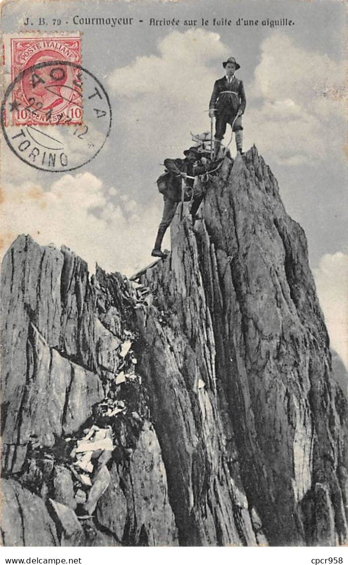 Italie - N°80017 - COURMAYEUR - Arrivée Sur Le Faîte D'une Aiguille - Other & Unclassified