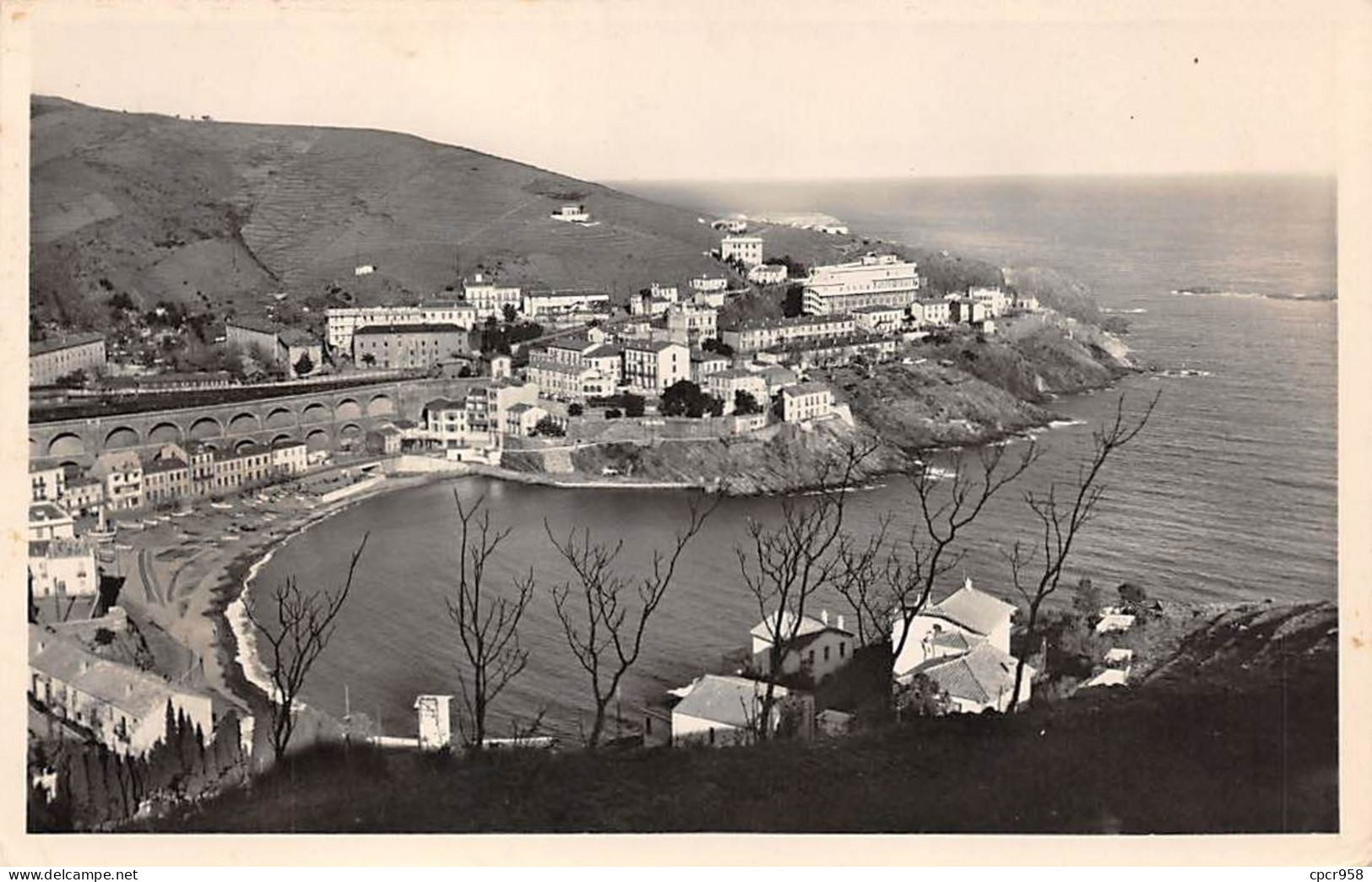 66 - Cerbère - SAN22978 - Vue Générale Avec Hôtel Belvédère - CPSM 14X9 Cm - Cerbere