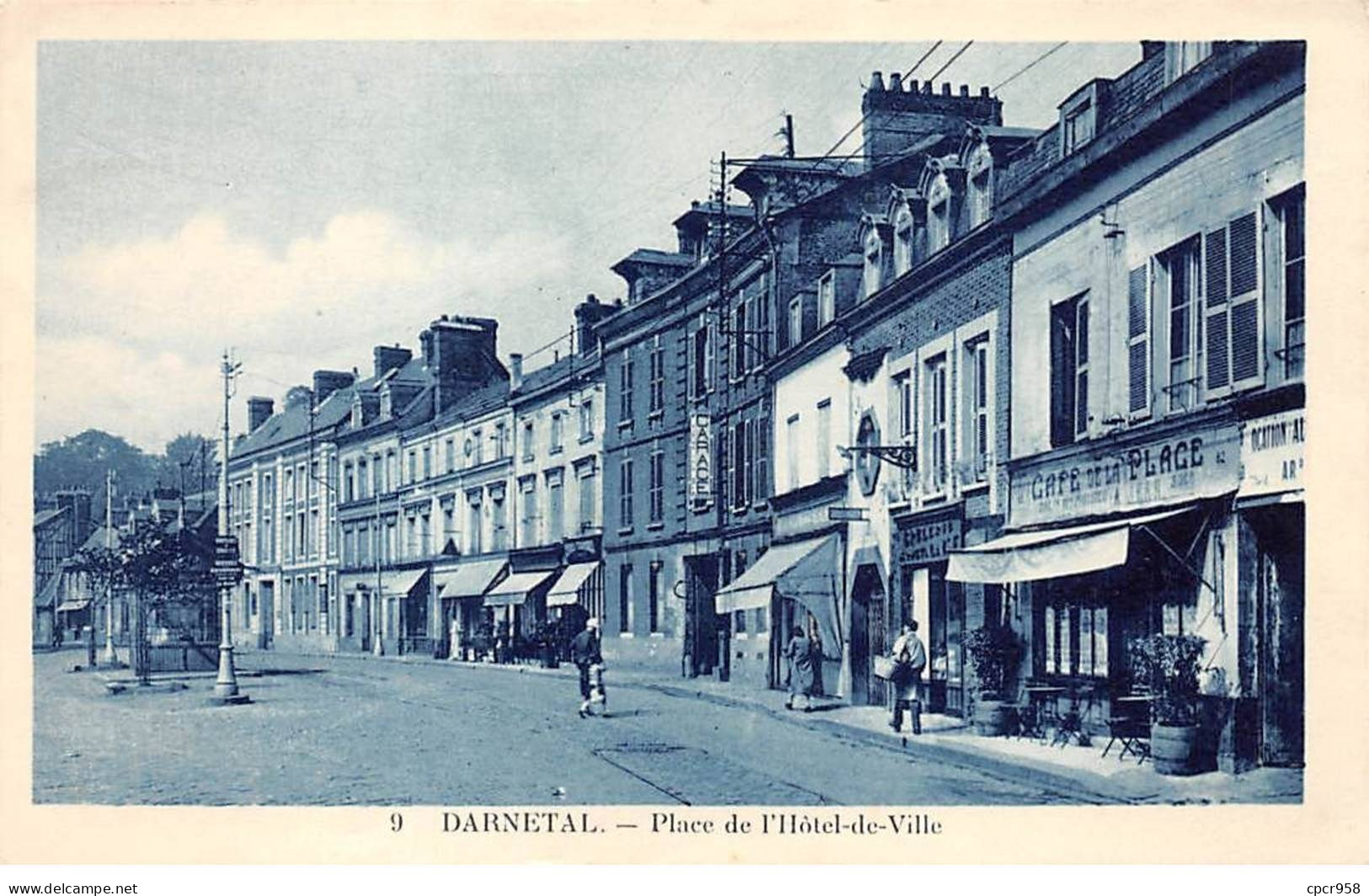 76 - DARNETAL - SAN24784 - Place De L'Hôtel De Ville - Darnétal