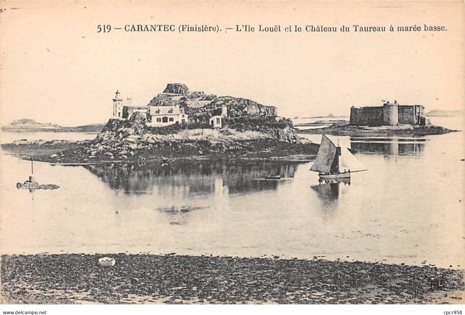 29 - CARANTEC  - SAN27813 - L'Ile Louët Et Le Château Du Taureau à Marée Basse - Carantec