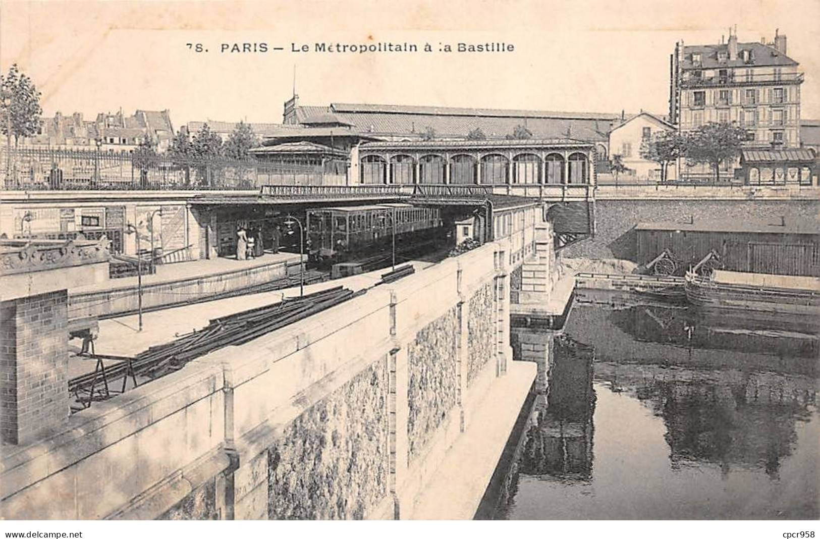 75012 - PARIS -  SAN26323 - Le Métropolitain à La Bastille - Arrondissement: 12