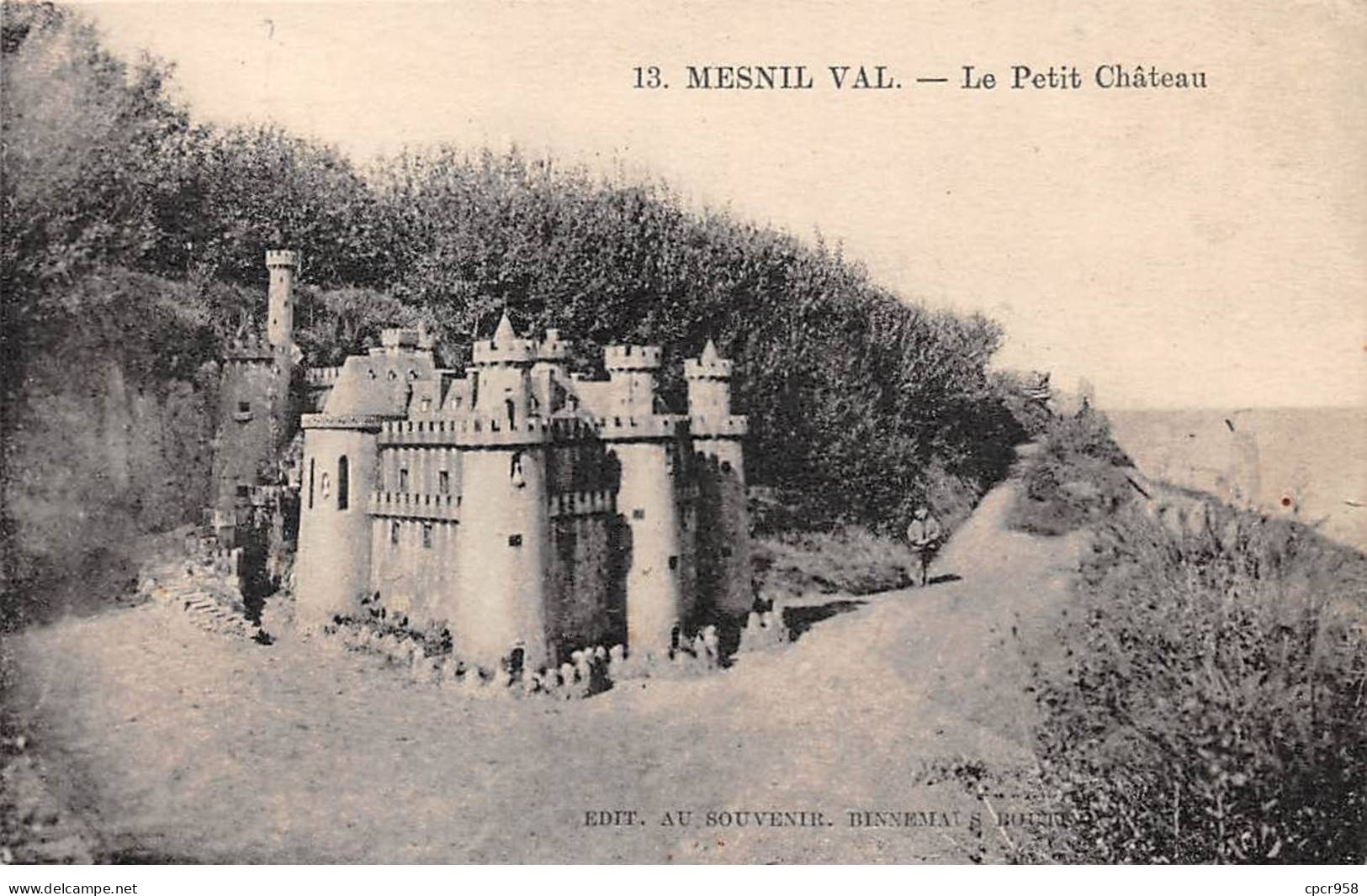 76 - MESNILVAL -  SAN26164 - Le Petit Château - Mesnil-Val