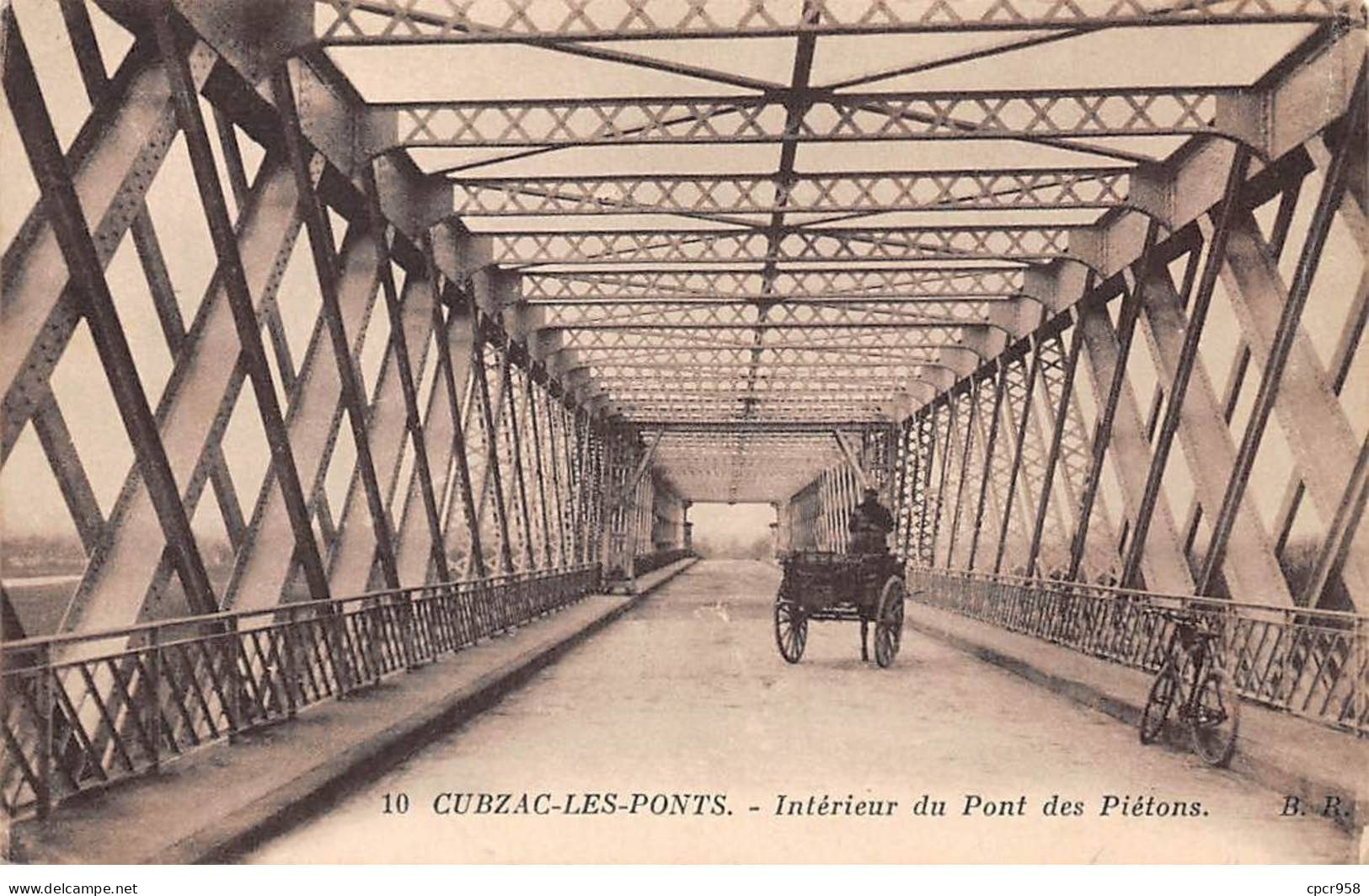 33 - CUBZAC LES PONTS - SAN30492 - Intérieur Du Pont Des Piétons - Cubzac-les-Ponts