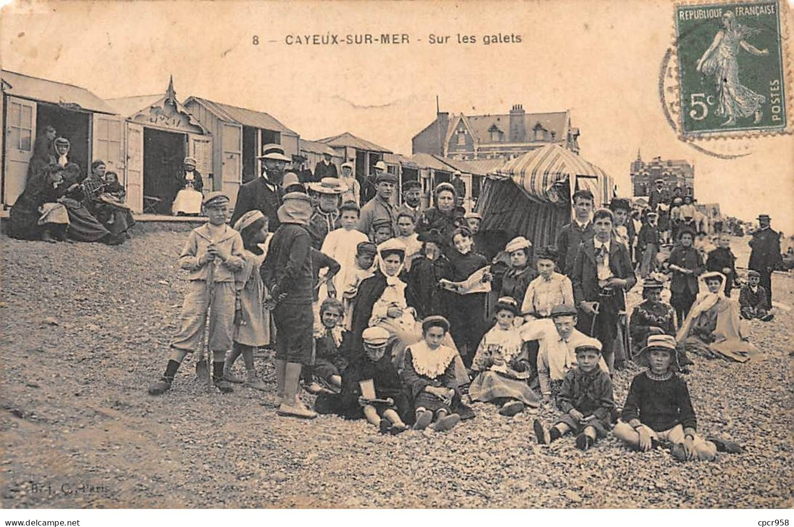 80 - CAYEUX - SAN25945 - Sur Les Galets - Cayeux Sur Mer