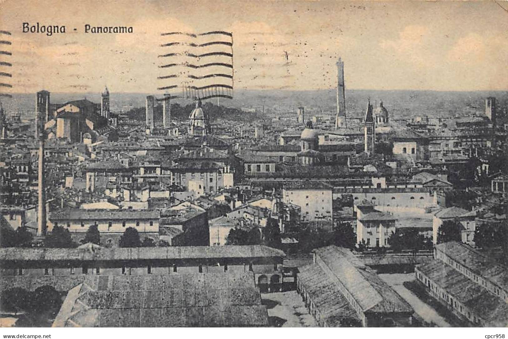 ITALIE - SAN40713 - BOLOGNA - Panorama - Bologna