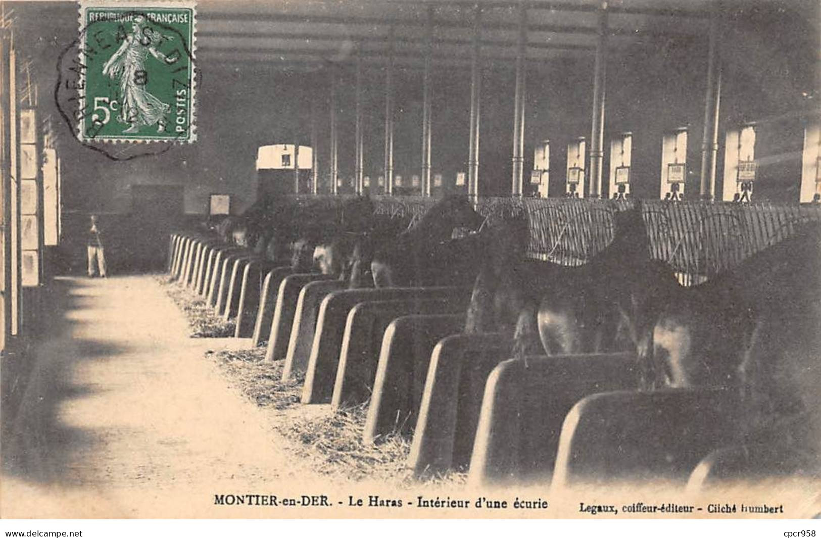 52 - MONTIER EN DER - SAN41414 - Les Haras - Intérieur D'une écurie - Montier-en-Der