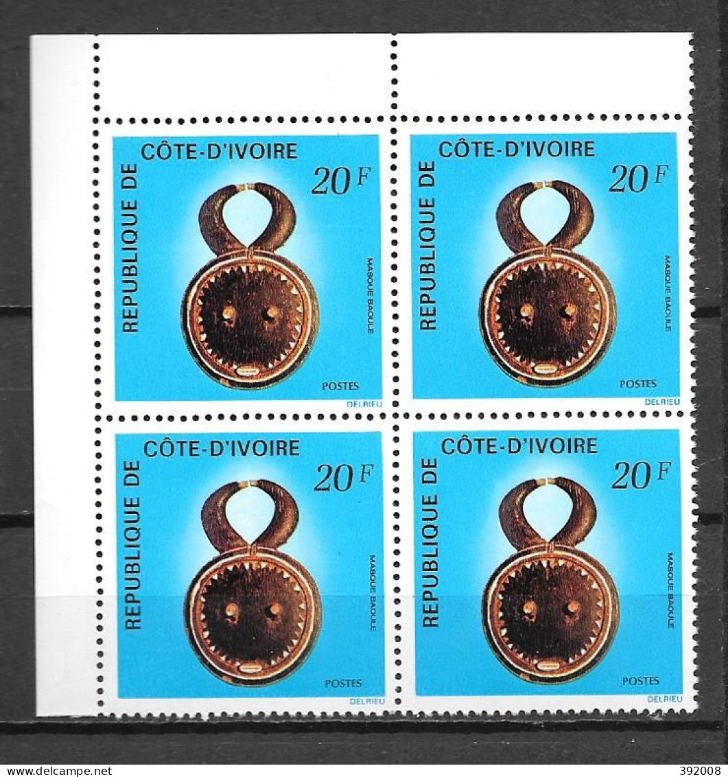 1976 - N° 399**MNH - Art Ivoirien - Bloc De 4 - 1 - Costa De Marfil (1960-...)