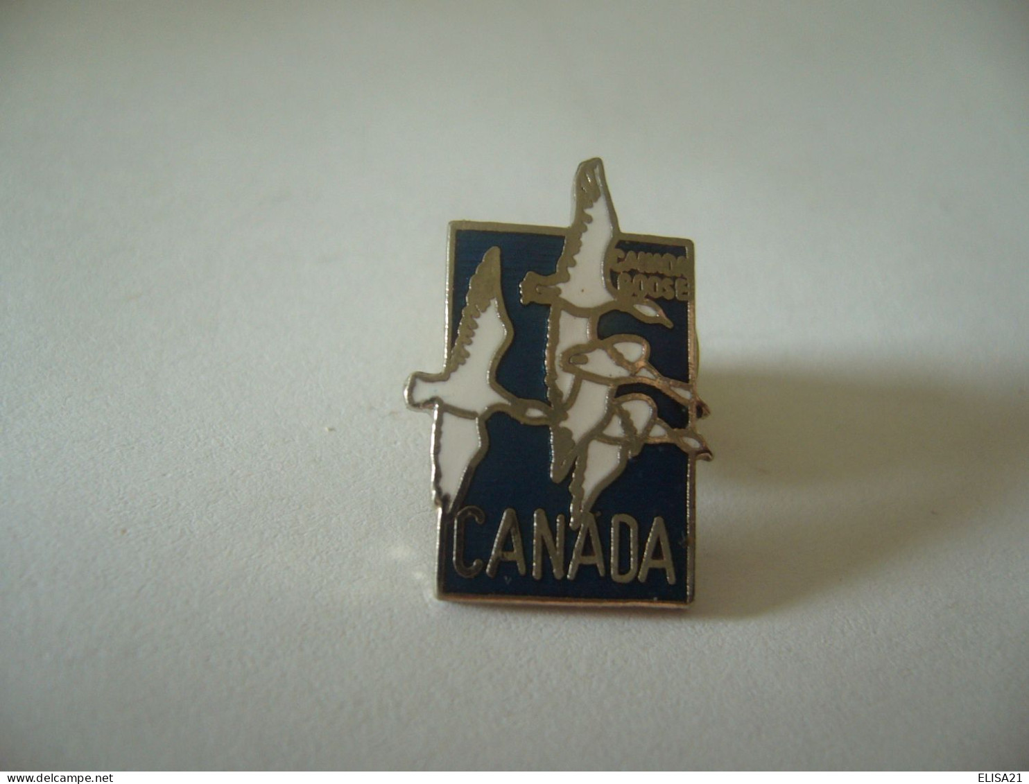 PIN'S PINS PIN PIN’s ピンバッジ  CANADA CANARDS EN VOL - Animaux