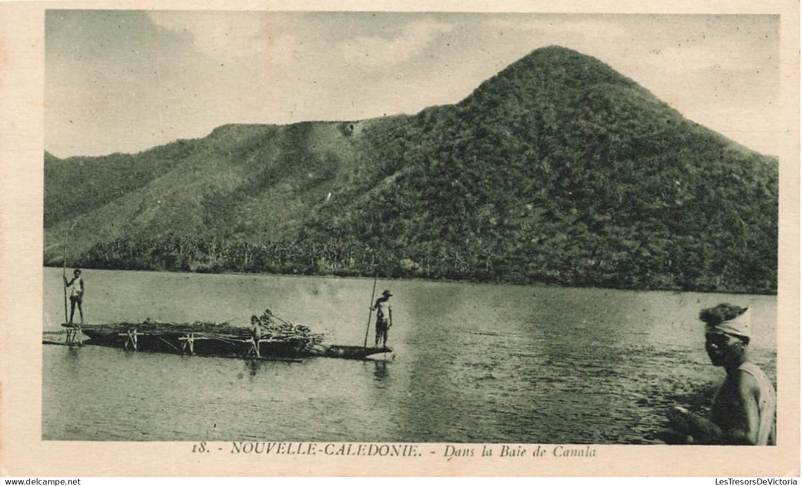 NOUVELLE CALEDONIE - Dans La Baie De Canala - Animé - Carte Postale Ancienne - Nouvelle-Calédonie