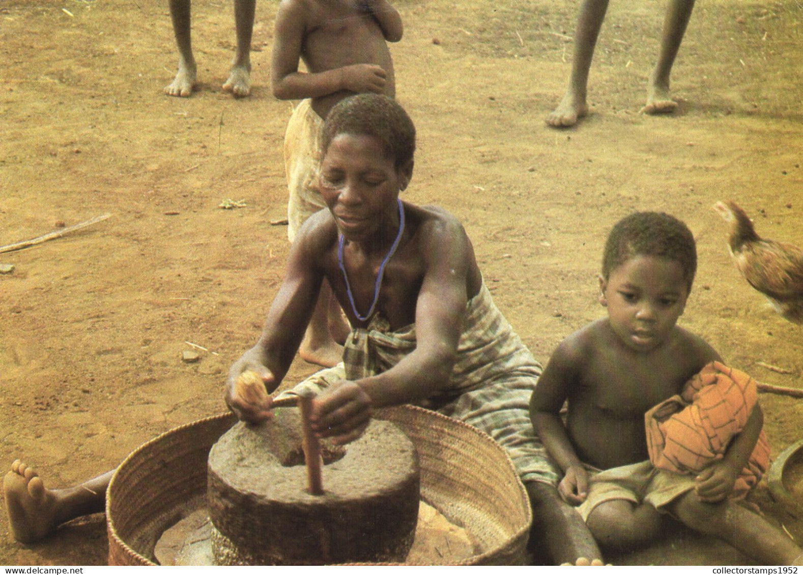 GIRIAMA WOMAN, KENYA, CHILDREN, AFRICA, POSTCARD - Kenya