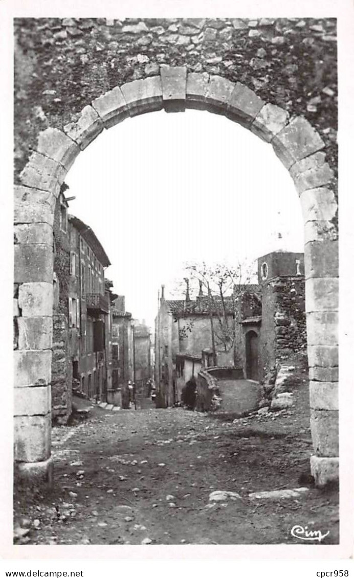 83 - Aups - SAN23121 - Portail Des Remparts - CPSM 14X9 Cm - Aups